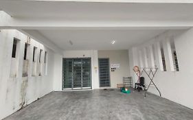 Karak Indah Homestay